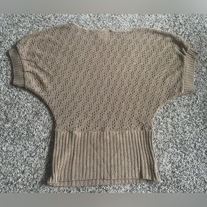 31) Preloved sweater